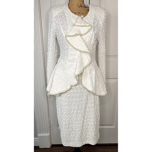 Vintage Design Todays White Pearl Embellished Jacket Skirt Suit Set Size M